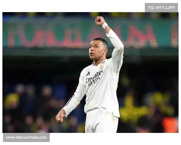 姆巴佩帽子戏法引领巴黎圣日耳曼4比1大胜凯尔特人晋级欧冠小组赛